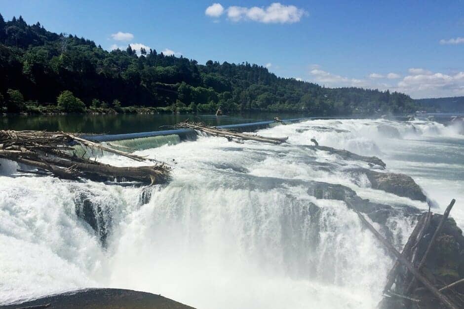 photo: a series of large waterfalls - Oregon's Niagara Falls, Revealed