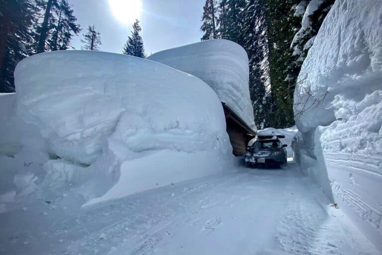 9 Staggering Photos of Tahoe Snow